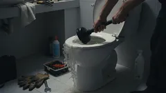 Problem med toaletten: Hur man snabbt åtgärdar de 4 vanligaste problemen